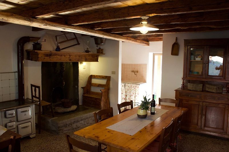 Wohn-Essbereich mit Küche