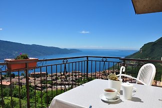 Stella del Garda, Apt. 1