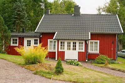 Casa Vårdslunda junto al lago