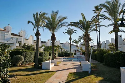 Ferienhaus mit Pool, primera Linea