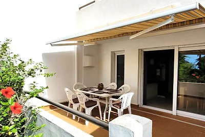 Ferienhaus mit Pool, primera Linea