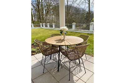 Villa Christiane Parkside Apartment