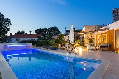 Villa Maxima Agri  privater Pool
