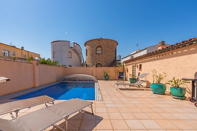 Villa Alberes with Pool