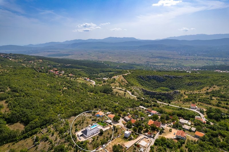 Marked position of Villa Lukas located in Gornji Vinjani village