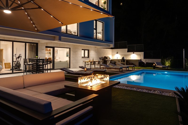 Enjoy evenings at the pool area with carefully selected lights around
