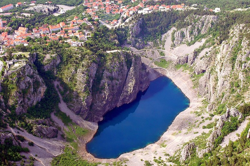 You are located 8 km from the natural phenomenon Red Lake and Blue Lake in Imotski