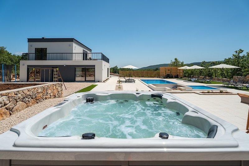 NEW Villa Begovina with a private heated pool, Hot-Tub, 4 bedrooms