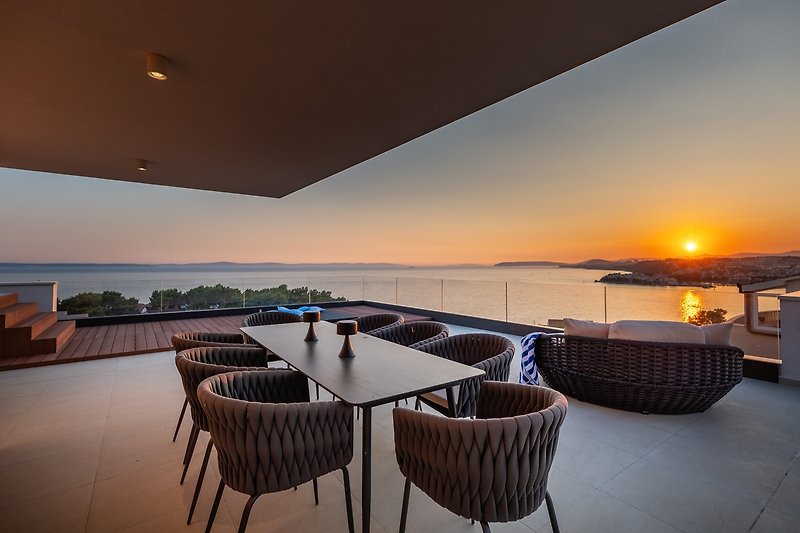 The outdoor area offers an amazing sunset view that will take a breath away