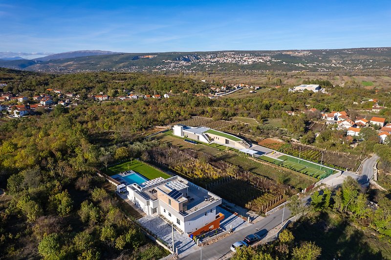 Villa Colorful bietet absolute Privatsphäre auf dem 1200 m2 großen Grundstück