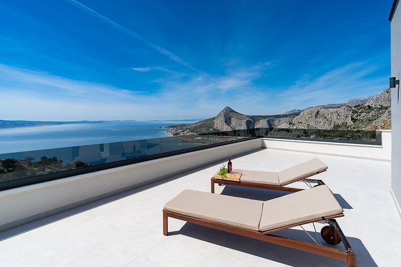 Terrace with breathtaking views on the islands and Adriatic sea