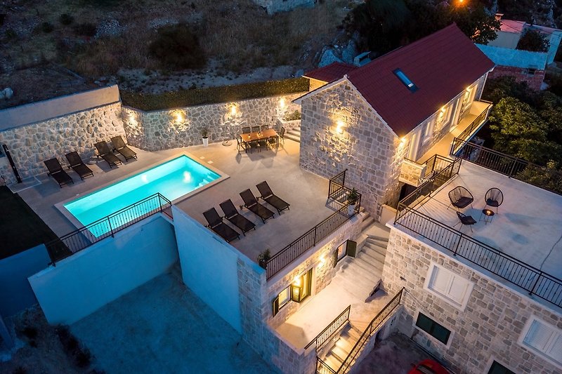 Villa is offering breathtaking views over the small Church of St. Stephen, the Omiš city, Adriatic sea, the coast, the islands and the Omišk