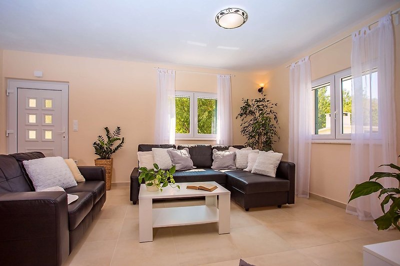 Die Villa bietet alles, was ein moderner Gast für einen sehr komfortablen Aufenthalt braucht.