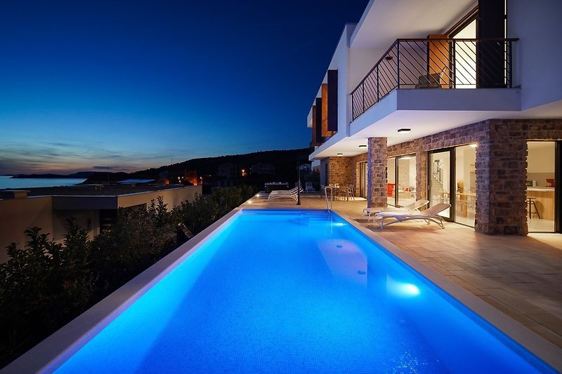 It features a sea view from each corner of the property, from each bedroom and from the living area.