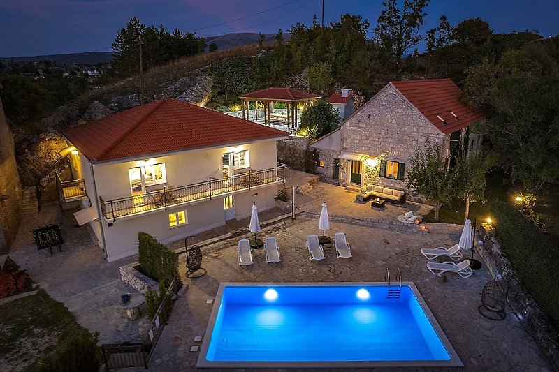 Hacienda Sylvia – abgeschiedene Villa mit 4 Schlafzimmern und 45 m2 großem beheiztem Pool
