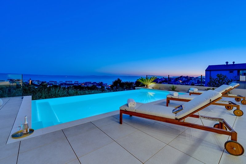 Amazing panoramic sea views from whole property that will take your breath away