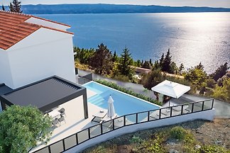Vakantiehuis Ontspannende vakantie Omiš