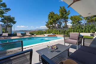 Ferienhaus Podstrana