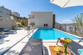 New - Villa Nina with private pool