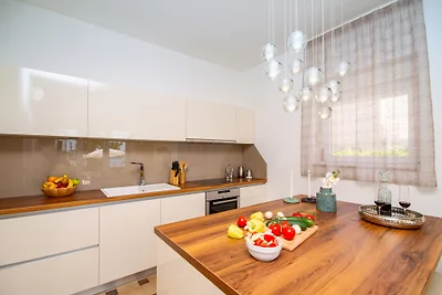 Luxus Strandvilla Amor,Pool,14Pers.