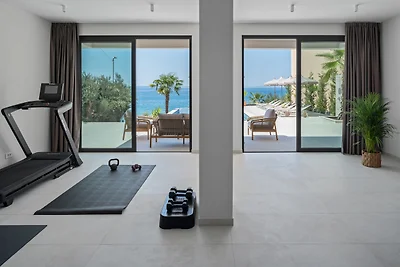NEW! Seaview Villa Bota