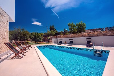 Moderne Villa M30 mit beheizte Pool