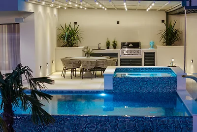 Villa Million Dreams