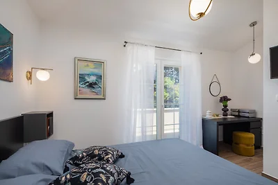 Ein eigenes Badezimmer mit Dusche, Klimaanlage, Fernseher Ein eigenes Badezimmer mit Dusche, Klimaanlage, Fernseher