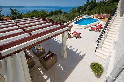 Luxus-Villa MAJA mit Jacuzzi, Pool
