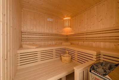 Luxus-Villa MAJA mit Jacuzzi, Pool