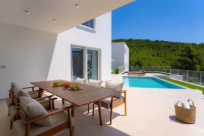 NEW! Villa A