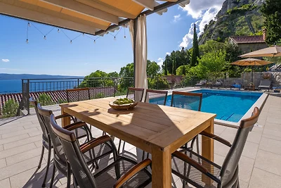 VILLA B2B mit beheiztem privat Pool