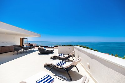 NEW! Superb Villa Meliora