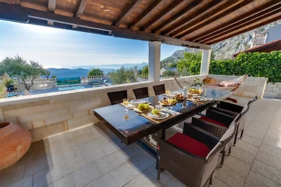 VILLA Runje con piscina riscaldata