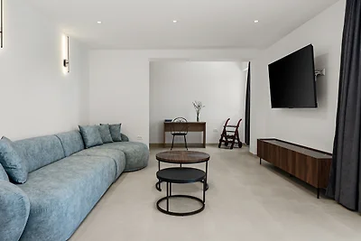 NEW! Beachfront Villa Nino