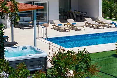 NEW! Seaview villa Mare