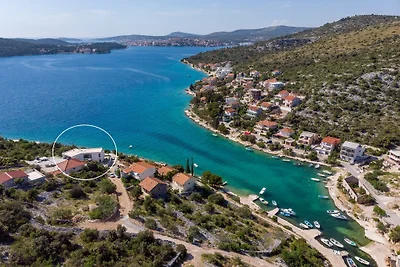 Luxus Villa Roots mit Pool