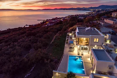 NEU! Villa mit Meerblick Big Blue