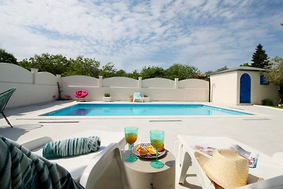 Villa Tugarka mit Pool, max. 6Pers.