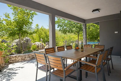 NEW! Villa River Rose