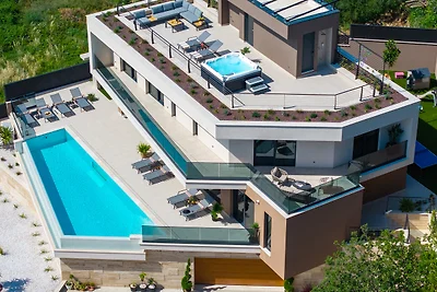NEW! Seaview Villa Allure
