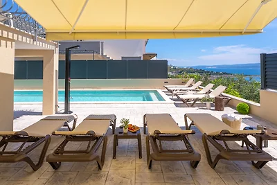 Seaview Villa Diamond