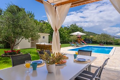 VILLA ROKO mit 36qm beheiztem Pool