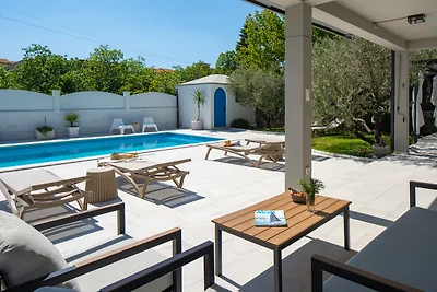 Villa met prive zwembad Tugarka