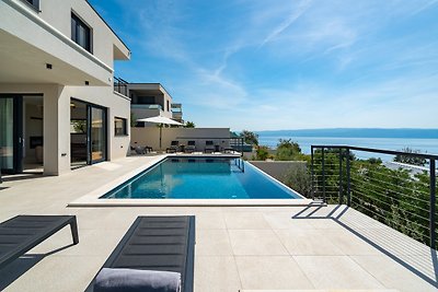 NEW! Stylish Villa Olea with heated pool and panoramic sea views