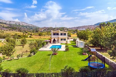 VILLA ROKO mit Pool,4 Schlafzimmern