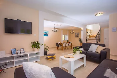 VILLA ROKO mit 36qm beheiztem Pool