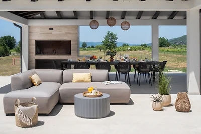 NEW! Villa Aria Relax