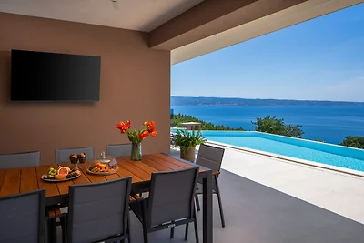 NEW! Seaview Villa Allure