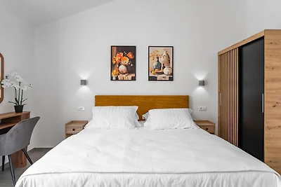 NEW! Villa Domus Alba